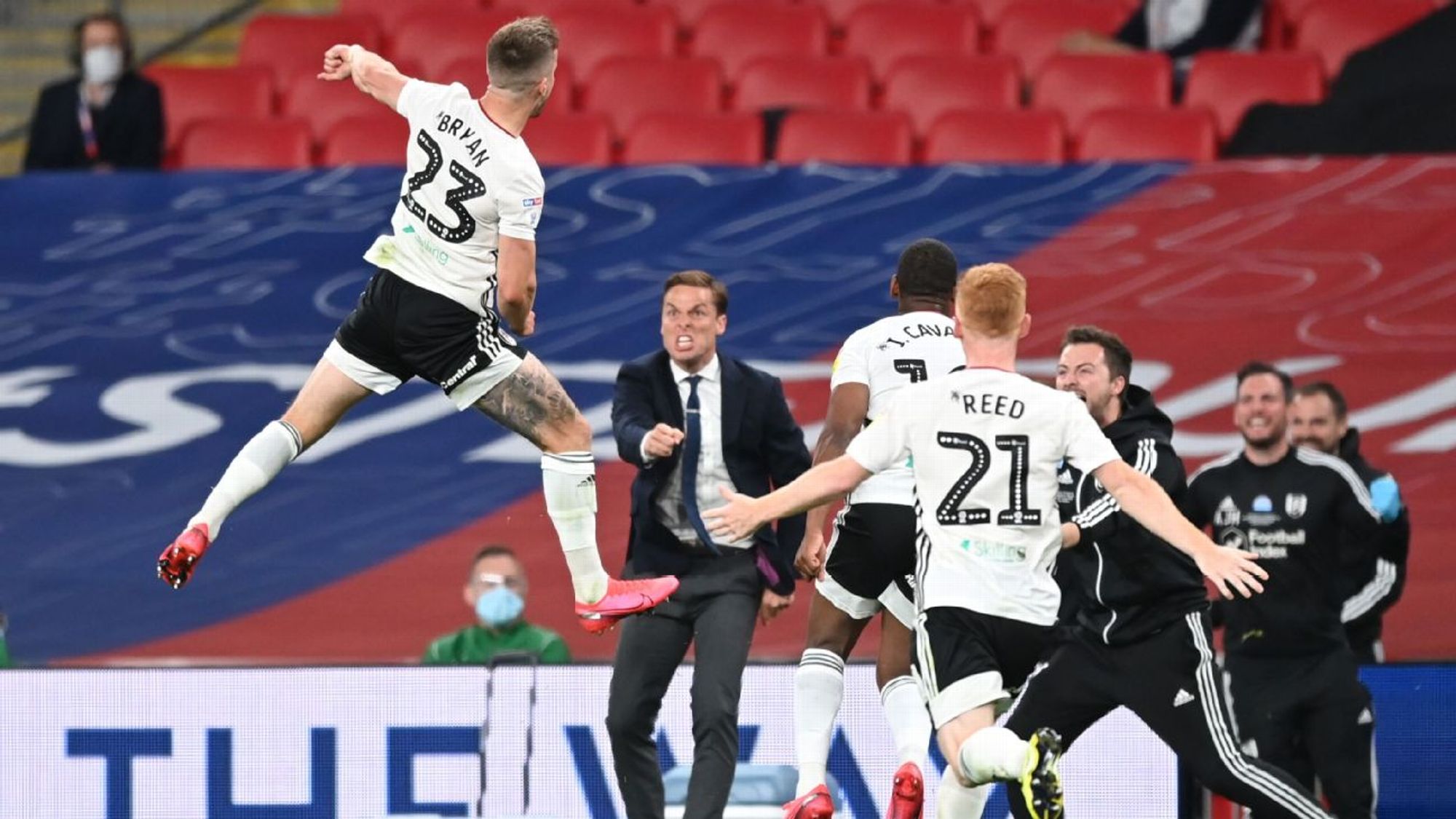 队深度与应 队深度与应